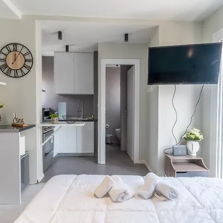 Aiolos Loft Sea View Peiraiki Near The Sea Piraeus Exterior photo