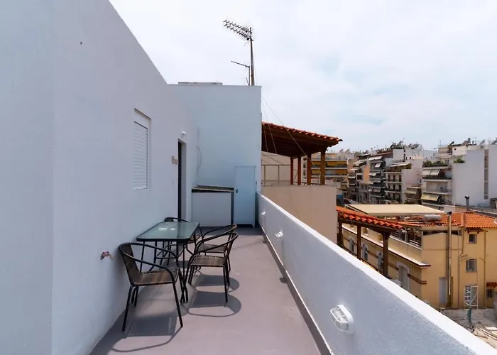 Aiolos Loft Sea View Peiraiki Near The Sea
